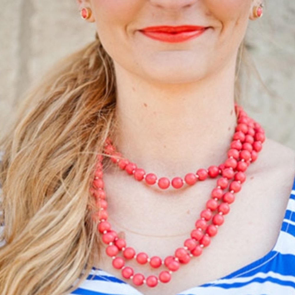 ::Stella & Dot Retired Red Coral LaCoco Necklace - Picture 2 of 10